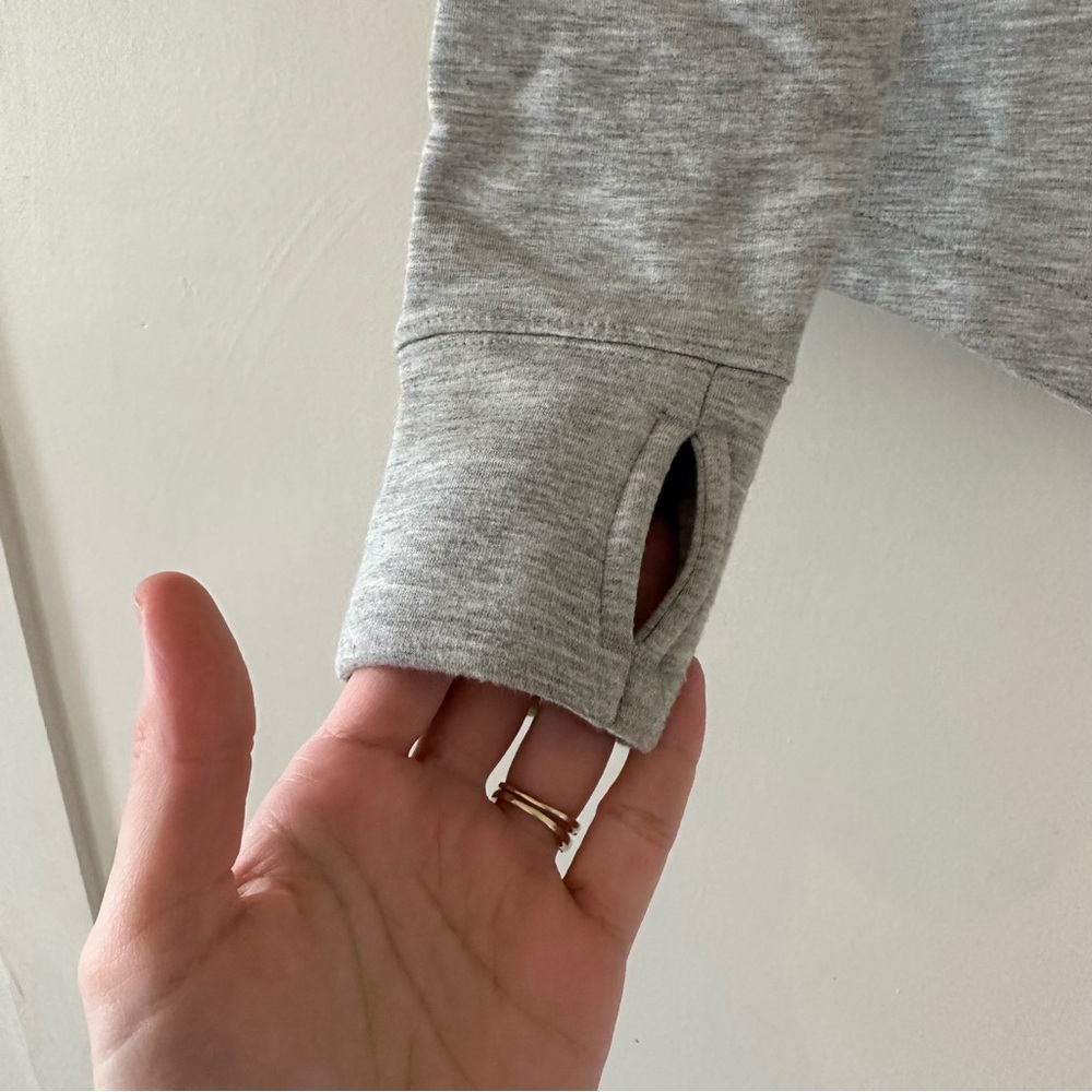 Vineyard Vines Light Gray Pullover - image 2